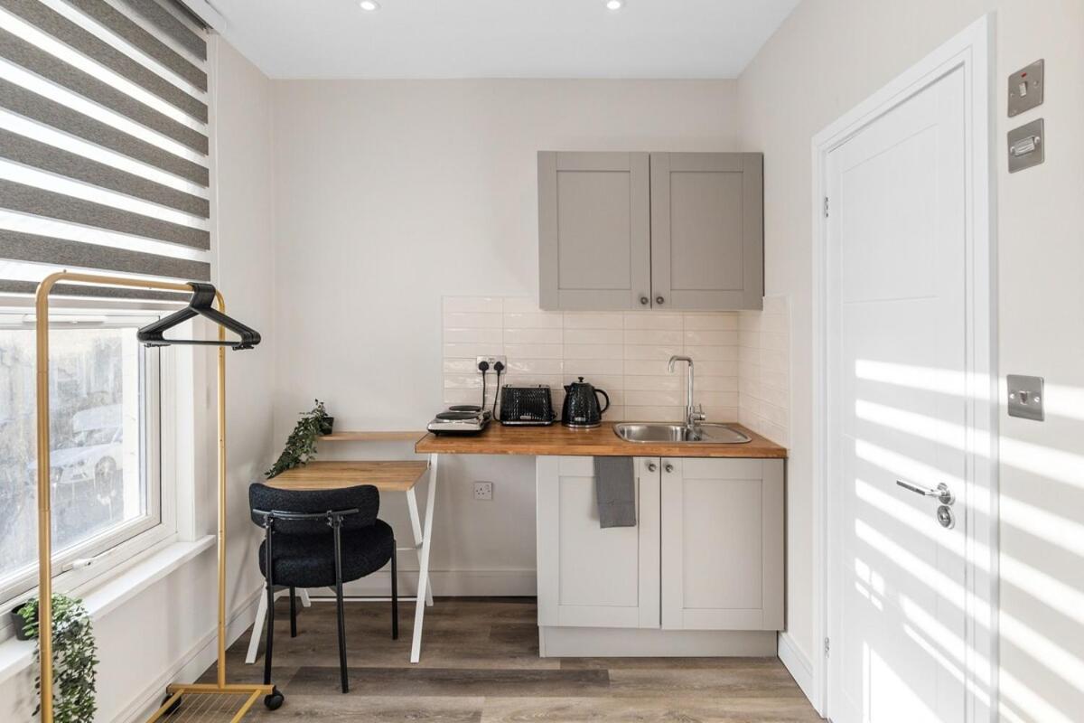 Apartment Cosy Gem Next North Mid Hospital & Hotspur Stadium London